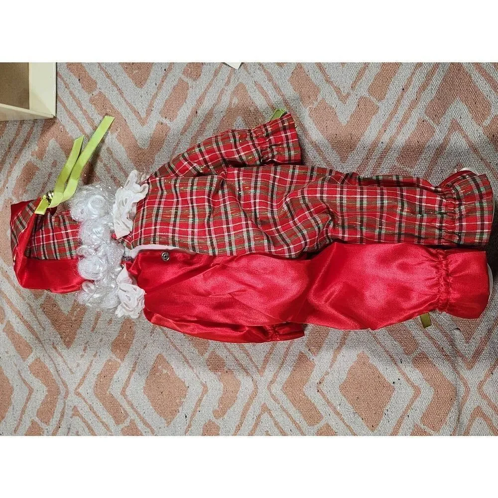 Vintage Musical Goebel Christmas Doll Clown Victoria Ashlea -Rare